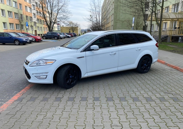 Ford Mondeo cena 28000 przebieg: 307000, rok produkcji 2014 z Warszawa małe 67